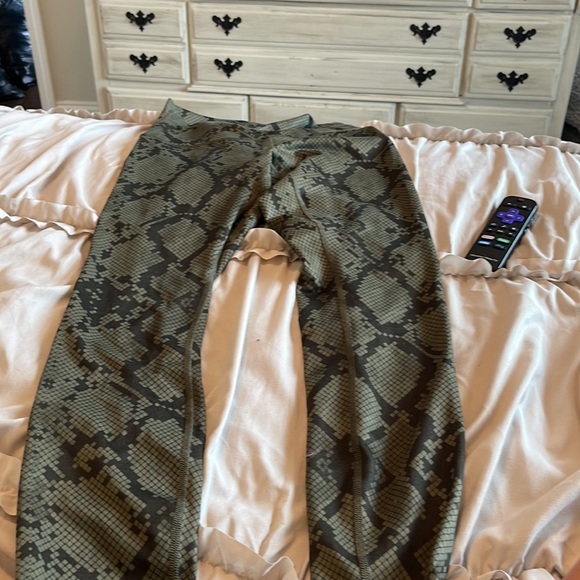 Pattern lulu lemon full length leggings - Picture 2 of 4